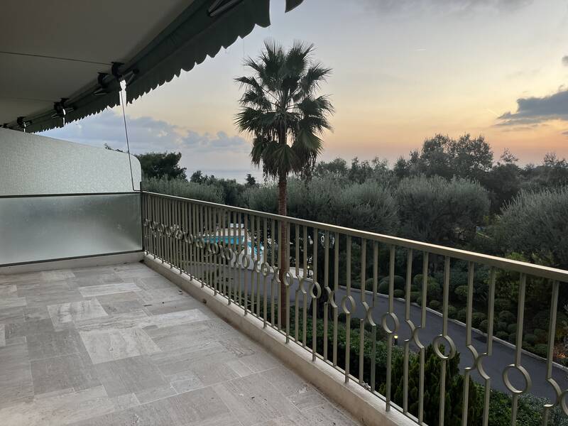 Roquebrune-Cap-Martin (06190)