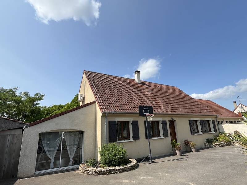 Boisville-La-Saint-Père (28150)