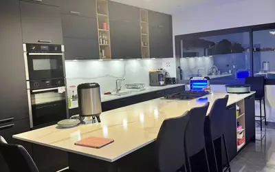 Maison 6 pièces 230 m² · à Pechbonnieu · 230 m² · 685 000 €