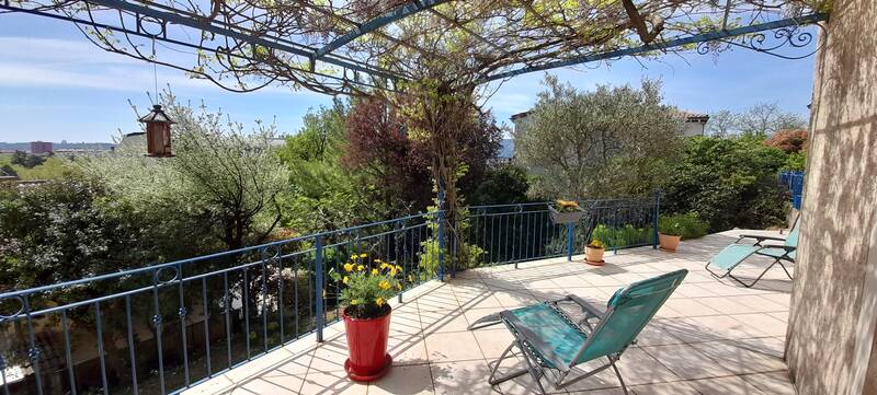 Valence (26000)