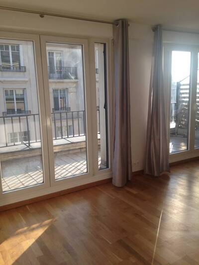 Location appartement studio Paris 16e