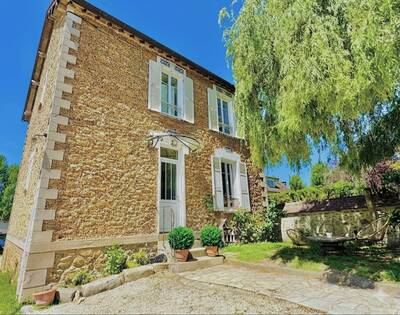 Vente maison 6 pièces Saint-Sauveur-sur-École (77930)