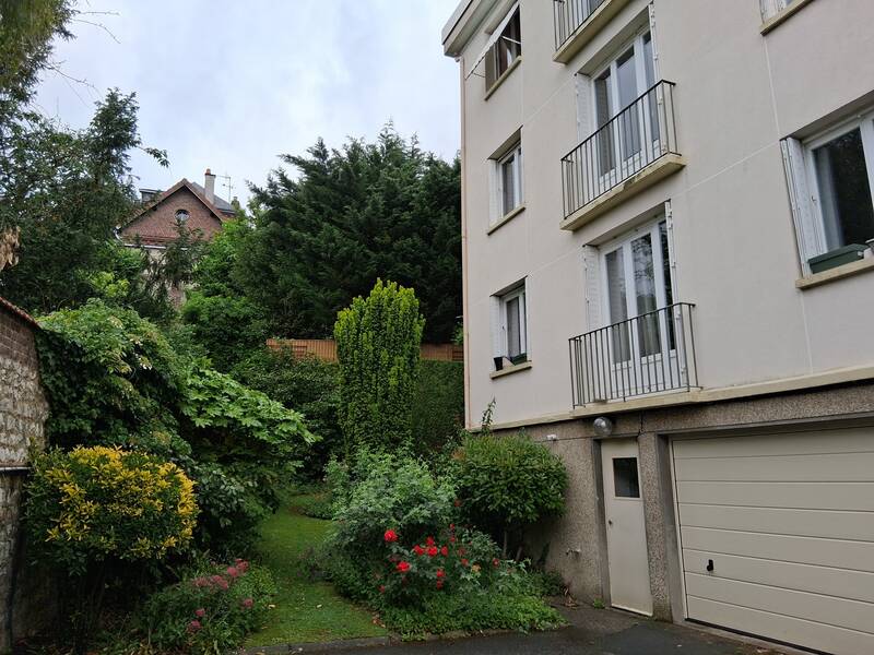 Rouen (76000)