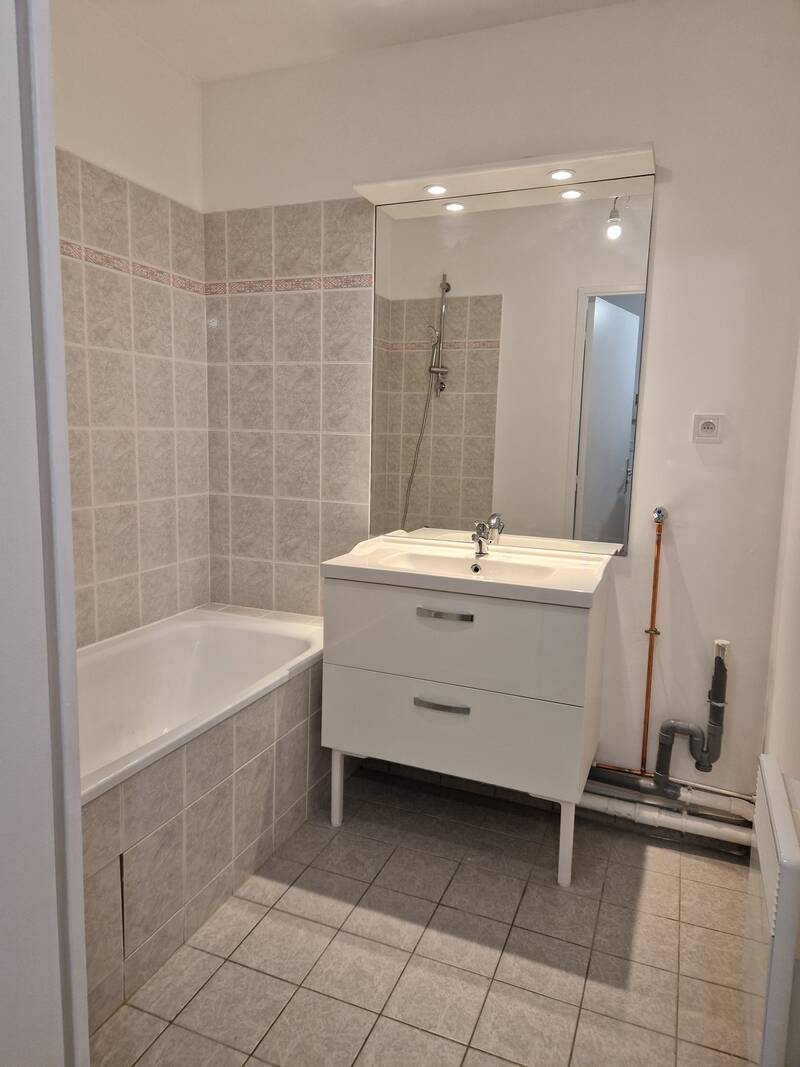 Courbevoie (92400)
