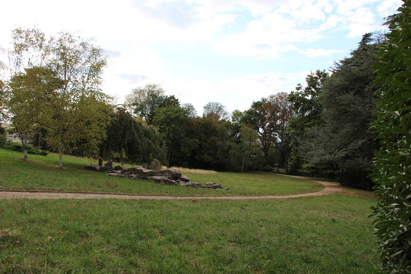 Sèvres (92310)