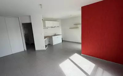 Nantes (44000)