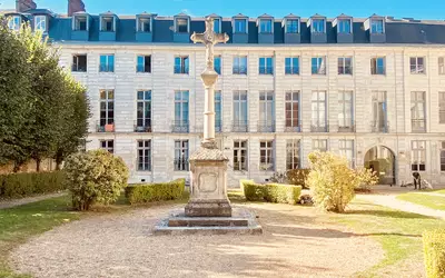 Rouen (76000)