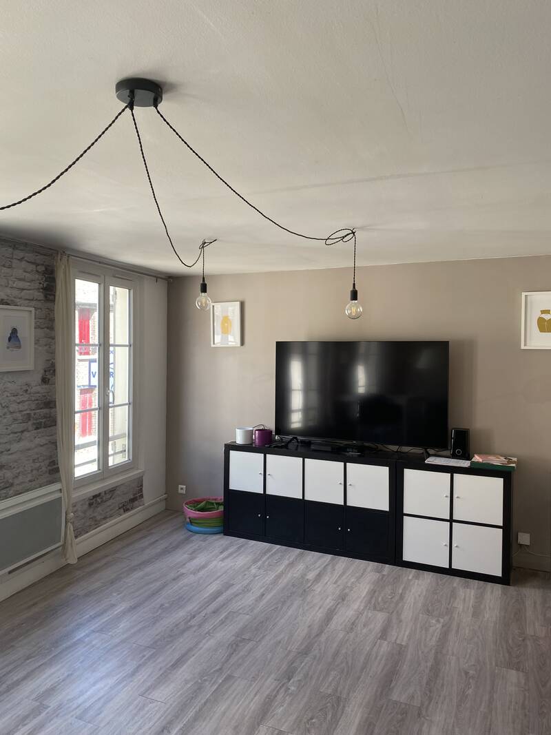 Houdan (78550)