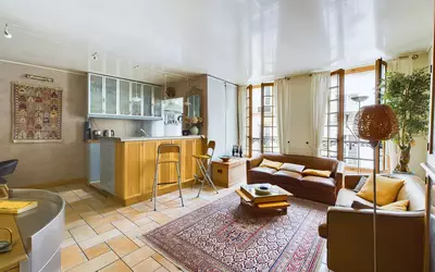 Duplex Lumineux En Plein Coeur Du Marais