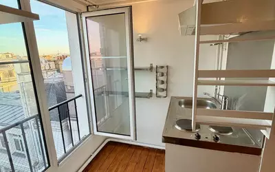 Appartement 1 pièce 15 m² · à Paris 8e · 15,4 m² · 219 000 €