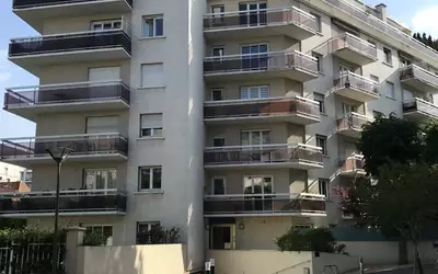 Suresnes (92150)