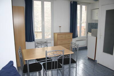 Location appartement studio Paris 10e