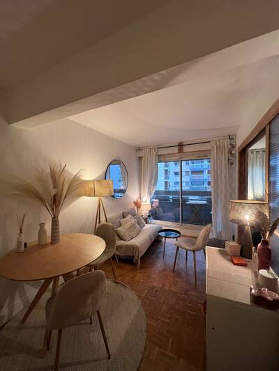 Location appartement 2 pièces Paris 15e