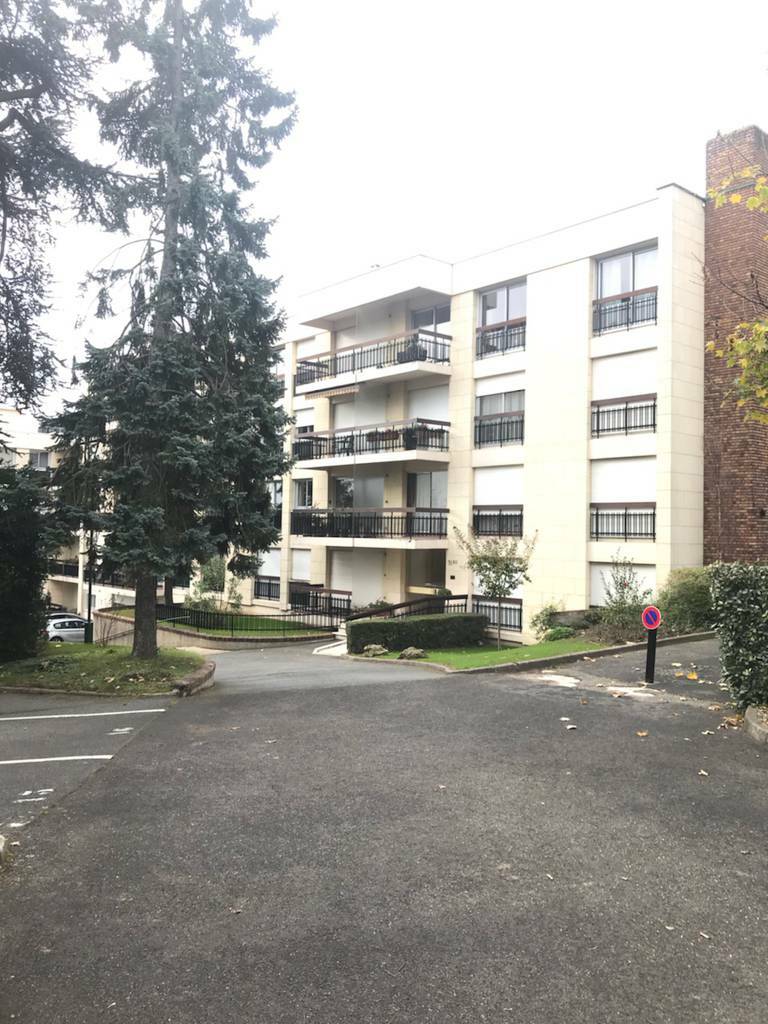 Sceaux (92330)