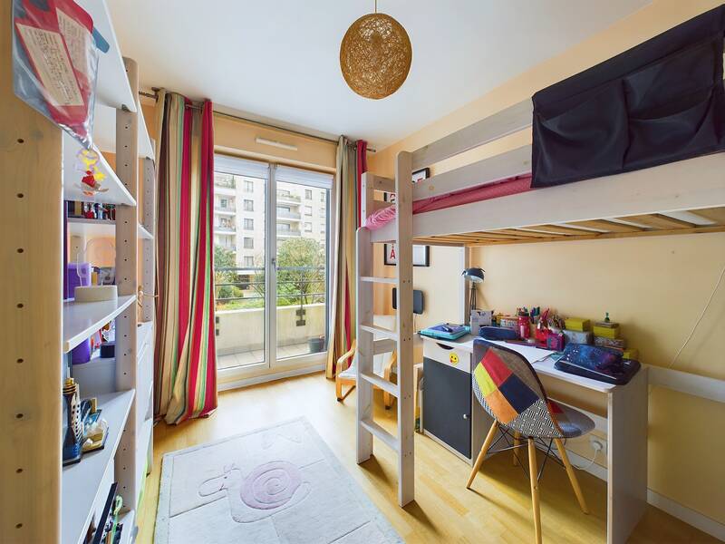 Issy-Les-Moulineaux (92130)