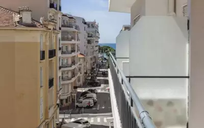 Cannes (06150)