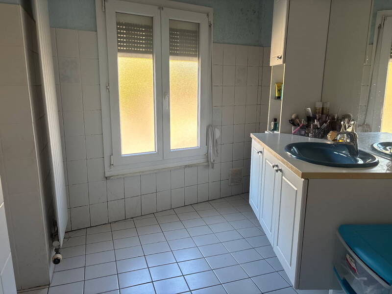 Luxeuil-Les-Bains (70300)