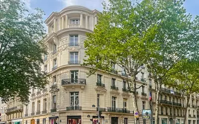 Paris 8E
