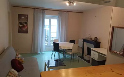 Nantes (44000)