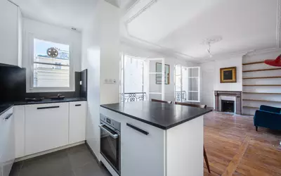 Appartement 2 pièces 45 m² · à Paris 7e · 45 m² · 850 000 €