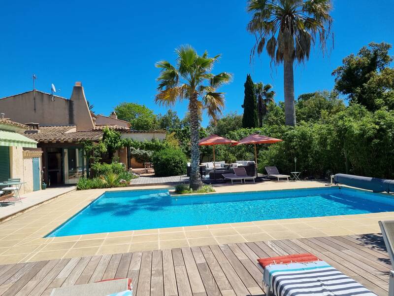Grimaud (83310)