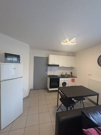 Location appartement studio Bron (69500)