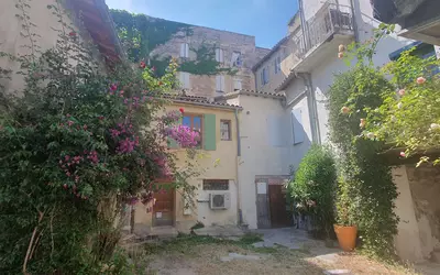 Avignon (84000)