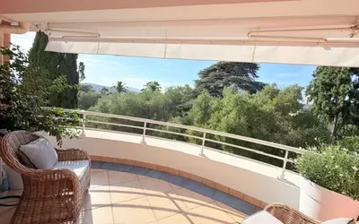 Cannes (06150)