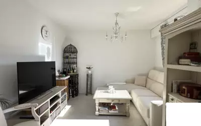 Fréjus (83600)