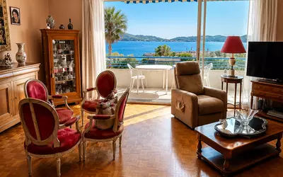Toulon (83000)