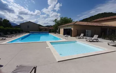 Montbrun-Les-Bains (26570)