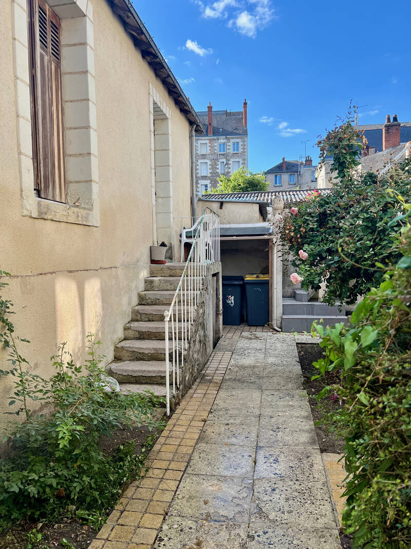 Tours (37000)