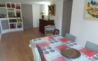 Pierrevert (04860)
