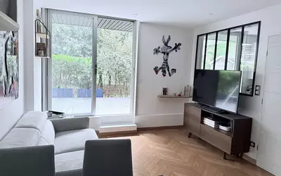 Neuilly-Sur-Seine Avec Jardin Privatif De 60 M² Pondéré À 20M²