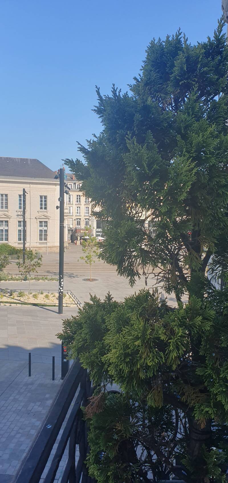 Nantes (44000)