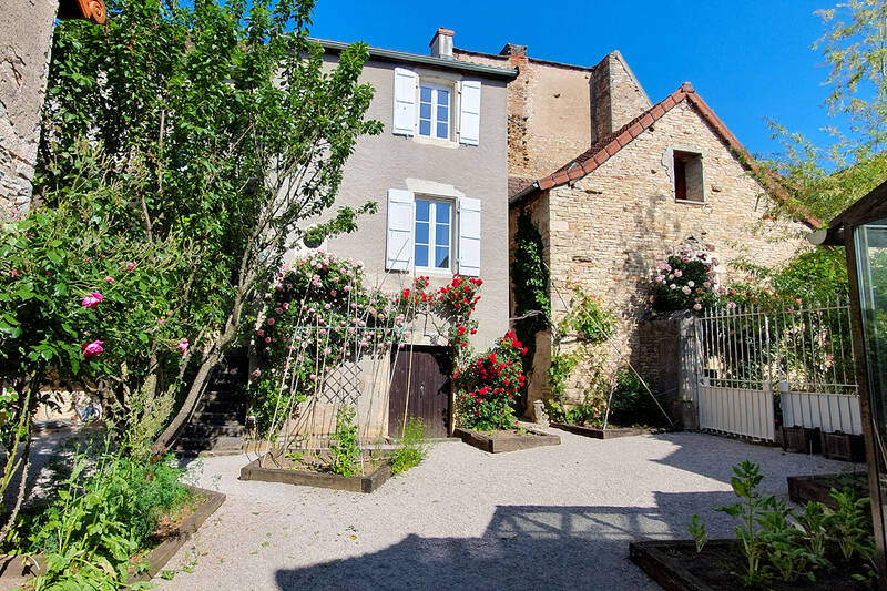 & Gîtes - Saint-Martin-Sous-Montaigu (71640)