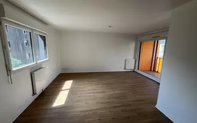 Nantes (44000)