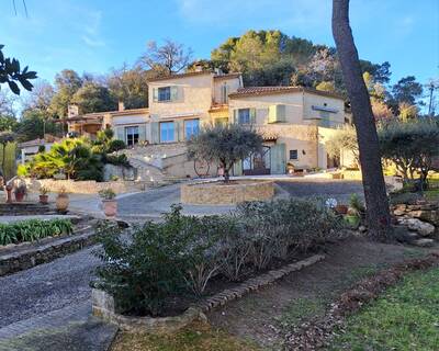Vente maison 9 pièces Pont-Saint-Esprit (30130)