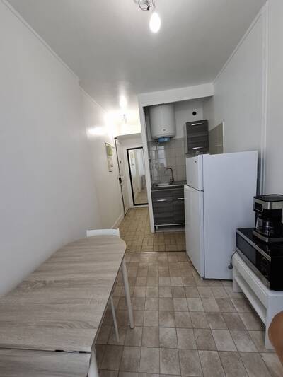 Location appartement 2 pièces Paris 18e