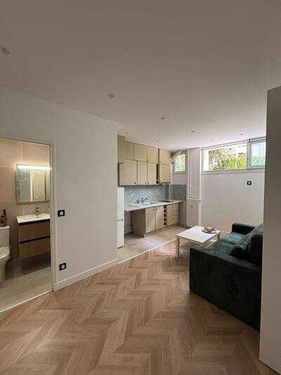 Location appartement studio Paris 16e
