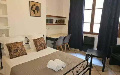 Toulon (83000)