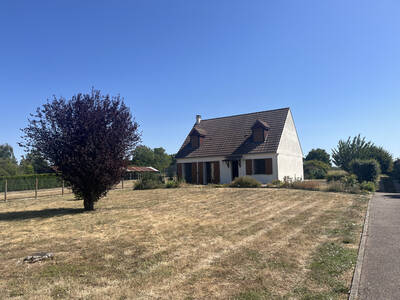 Location maison 5 pièces Breuil-Bois-Robert (78930)