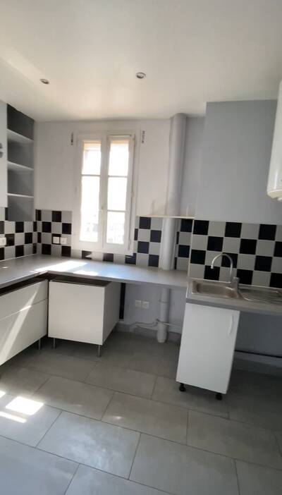 Location appartement 3 pièces Courbevoie (92400)