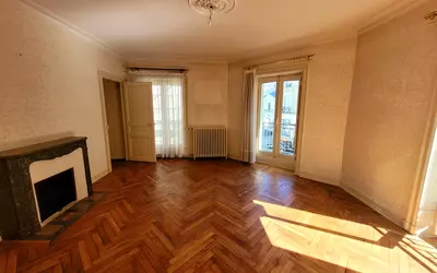 Nantes (44000)