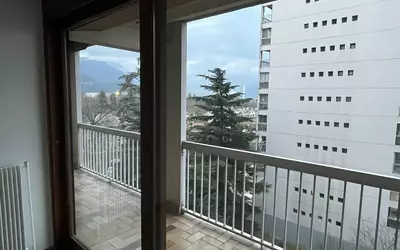 Grenoble (38000)