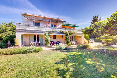 Vente maison 7 pièces Pernes-les-Fontaines (84210)