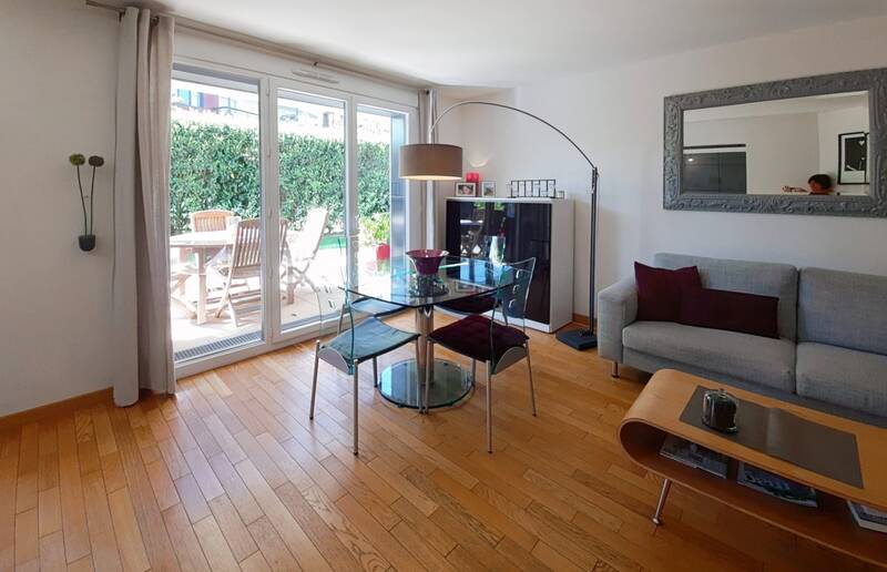Issy-Les-Moulineaux (92130)
