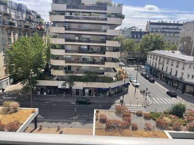 Location appartement 4 pièces Paris 15e