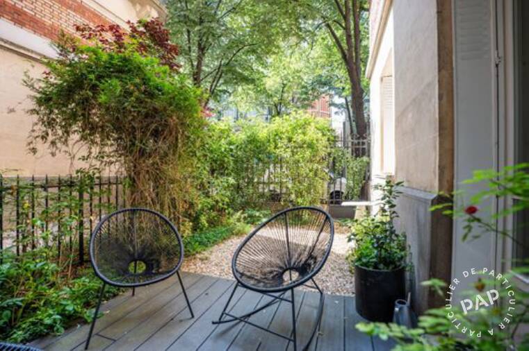 Appartement 4 pièces 70 m² · à Paris 15e · 70 m² · 700 000 €