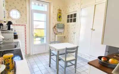 Provins (77160)